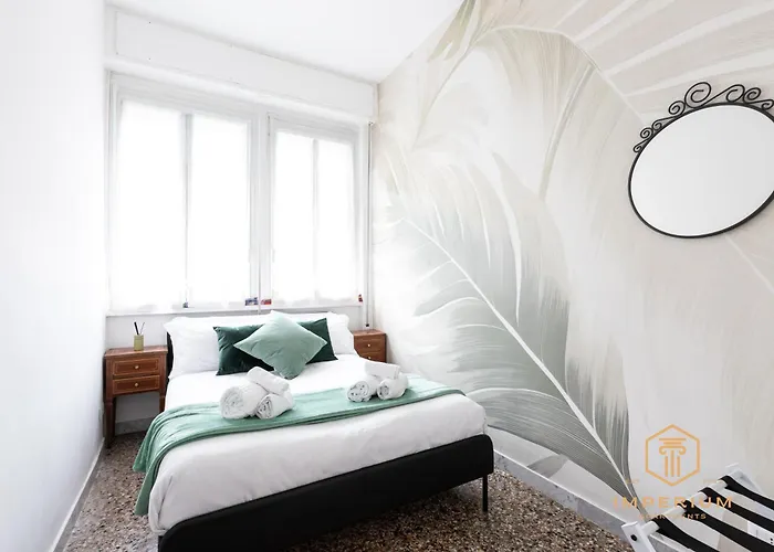 Imperium Penthouse - Private Terrace, 2-4 Pax, 2 Minutes To Metro, A-c Apartamento *