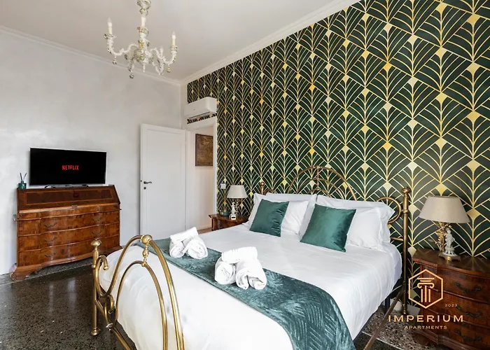 Apartamento Imperium Penthouse - Private Terrace, 2-4 Pax, 2 Minutes To Metro, A-c