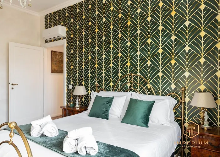 Imperium Penthouse - Private Terrace, 2-4 Pax, 2 Minutes To Metro, A-c * Roma