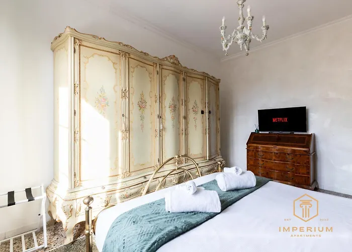 Imperium Penthouse - Private Terrace, 2-4 Pax, 2 Minutes To Metro, A-c *