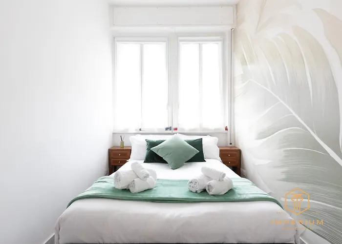 Imperium Penthouse - Private Terrace, 2-4 Pax, 2 Minutes To Metro, A-c Apartamento Roma