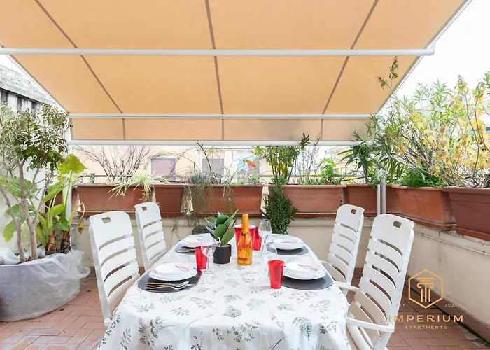 Imperium Penthouse - Private Terrace, 2-4 Pax, 2 Minutes To Metro, A-c *