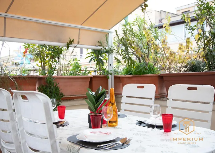 Imperium Penthouse - Private Terrace, 2-4 Pax, 2 Minutes To Metro, A-c